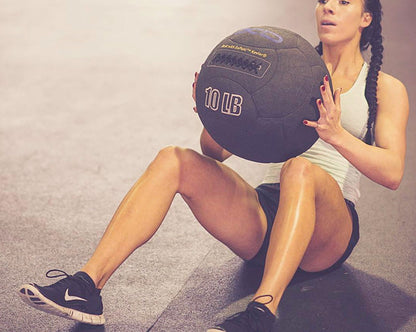 XD 14in Kevlar Medicine Ball - 06lbs Fitness Accessories Canada.